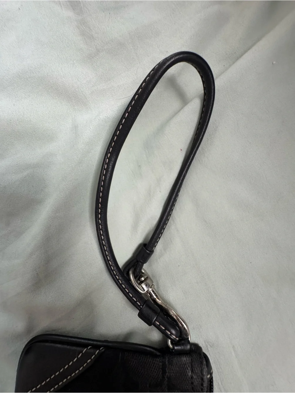Coach authentic zip